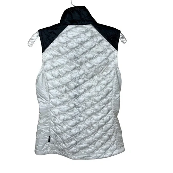 The North Face Thermoball Remix Vest XS - Picture 3 of 9